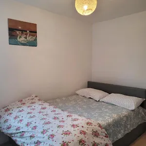 Homestay Near Heathrow Airport