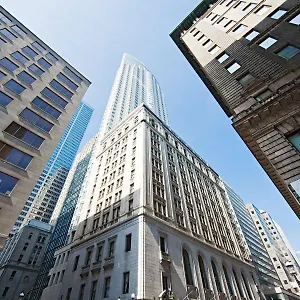 One King West And 4*, טורונטו קנדה