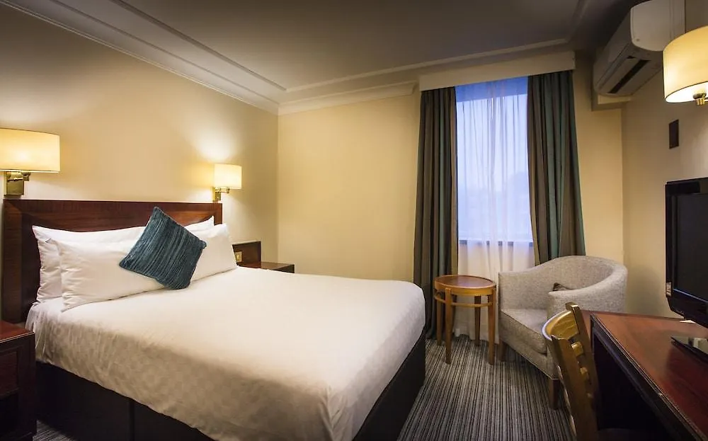 Thistle London Heathrow Terminal 5 Hillingdon 3*,  United Kingdom