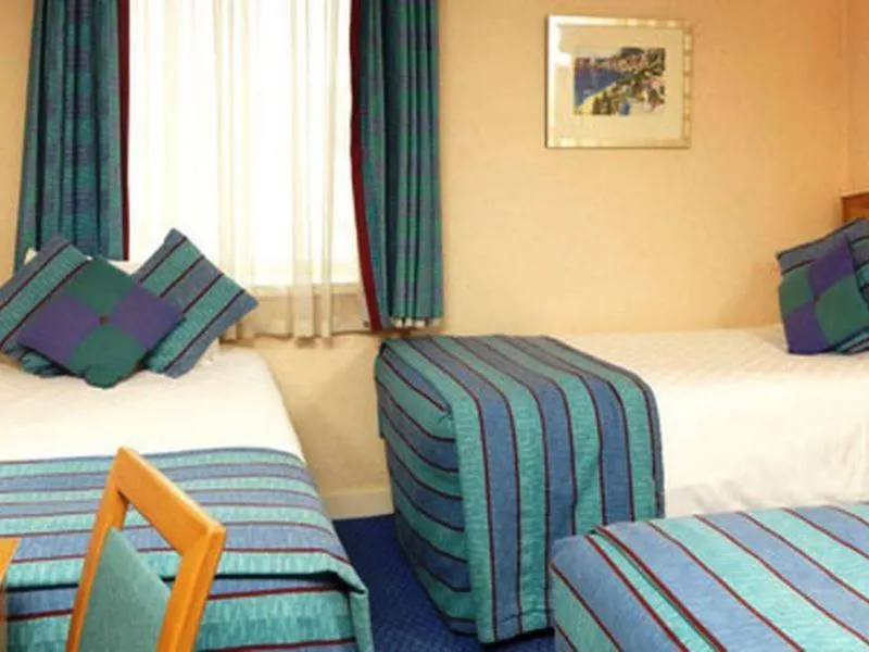 Thistle London Heathrow Terminal 5 Hillingdon 3*,