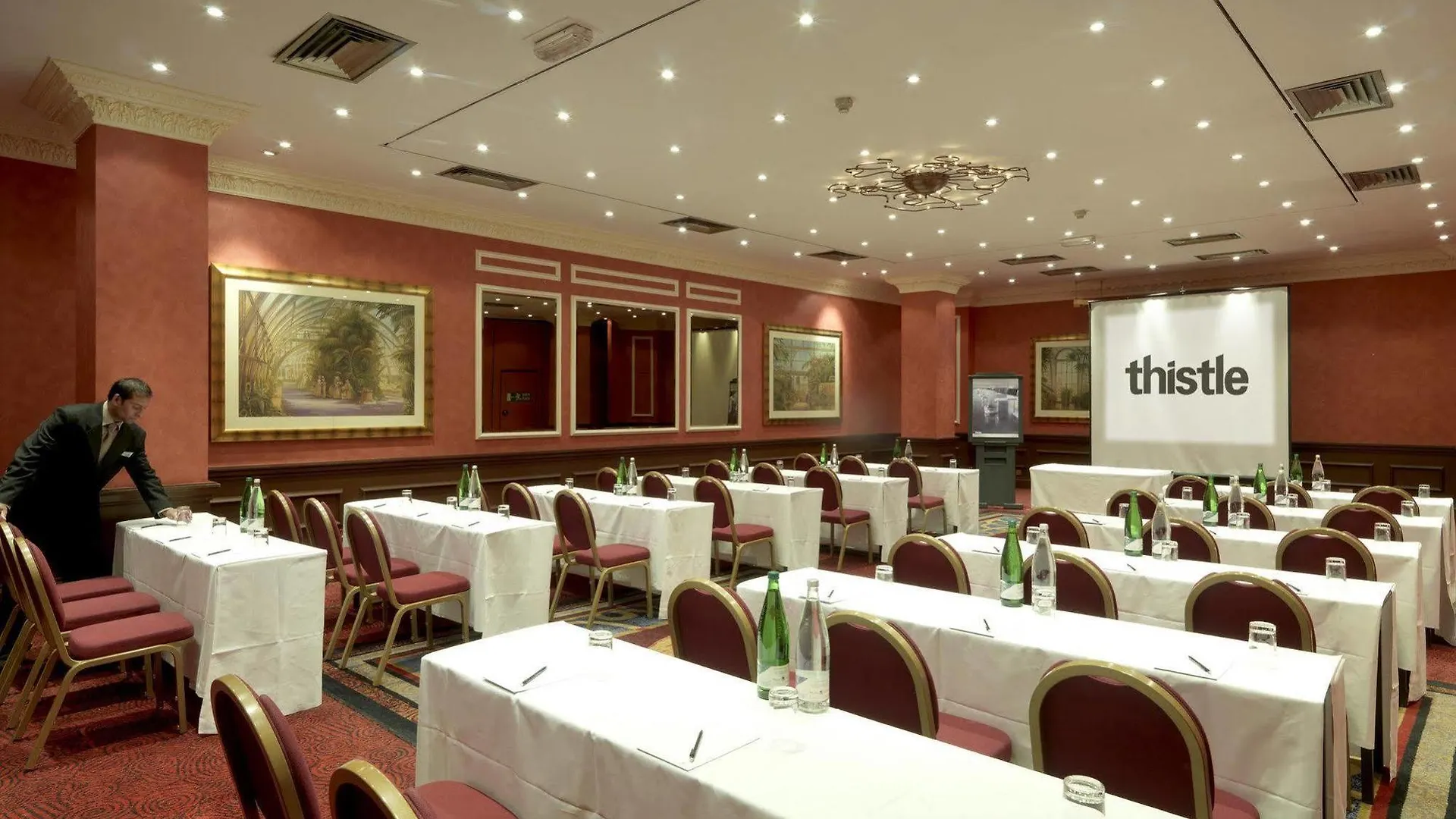 Thistle London Heathrow Terminal 5 Hillingdon Hotel