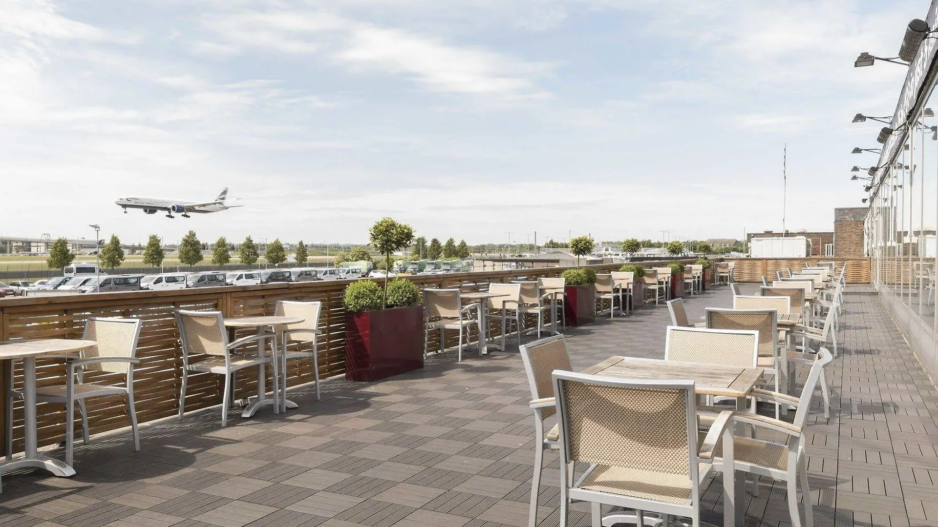 Thistle London Heathrow Terminal 5 Hillingdon