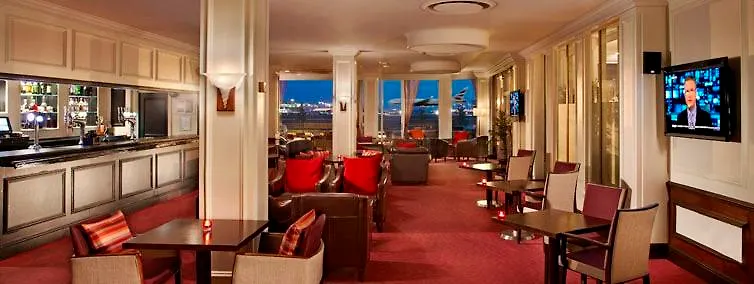 Thistle London Heathrow Terminal 5 Hillingdon Hotel