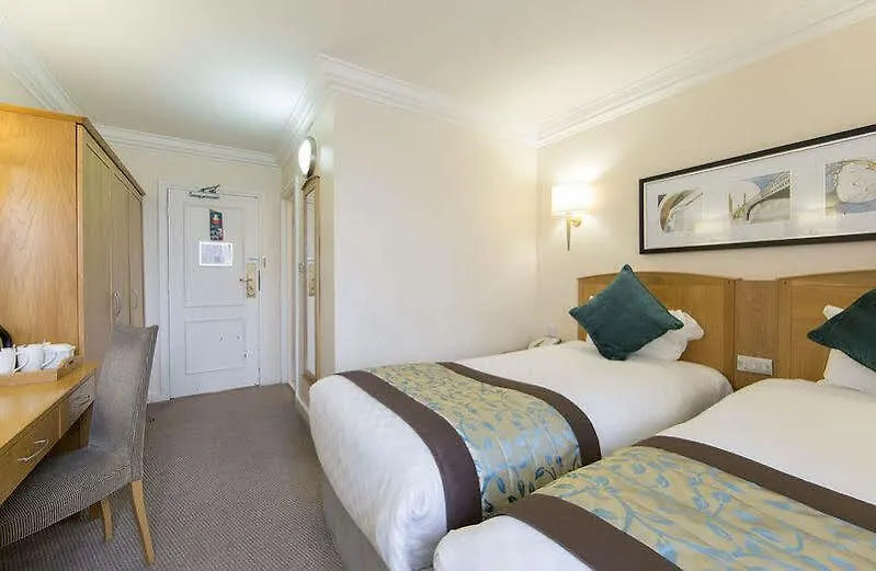 Thistle London Heathrow Terminal 5 Hillingdon Hotel