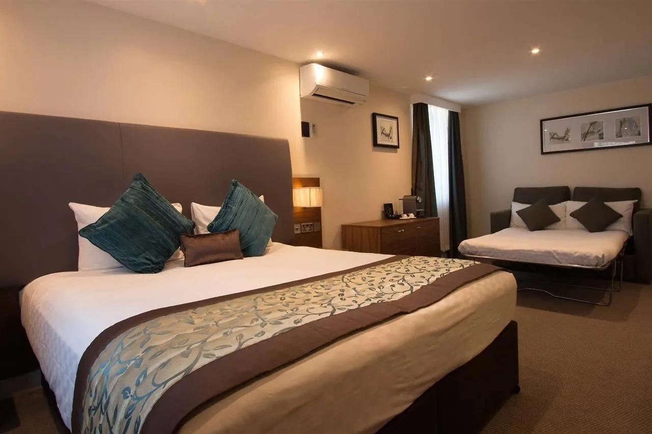Thistle London Heathrow Terminal 5 Hillingdon 3*,