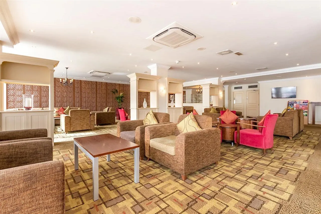 Thistle London Heathrow Terminal 5 Hillingdon 3*,